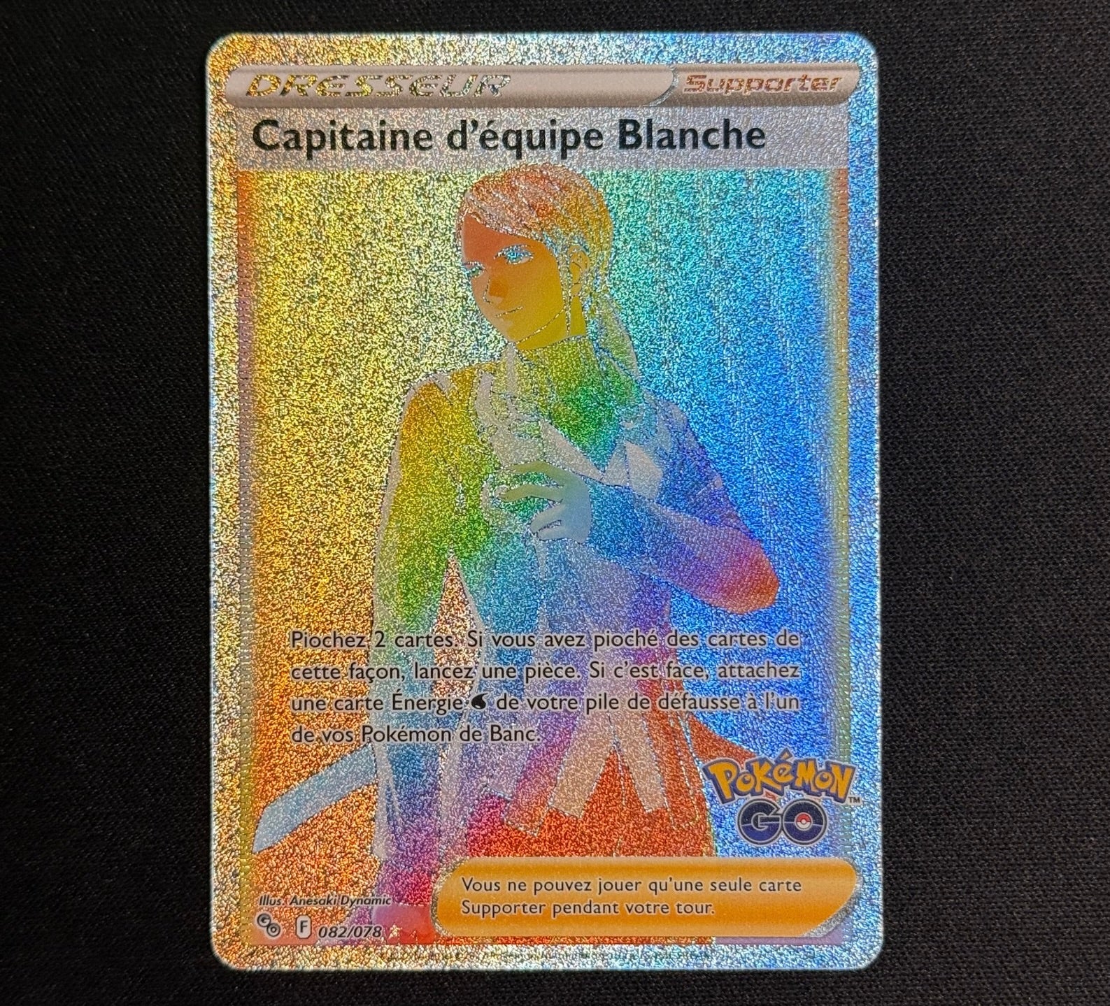 Capitaine d'Équipe Blanche 082/078 - Pokémon GO