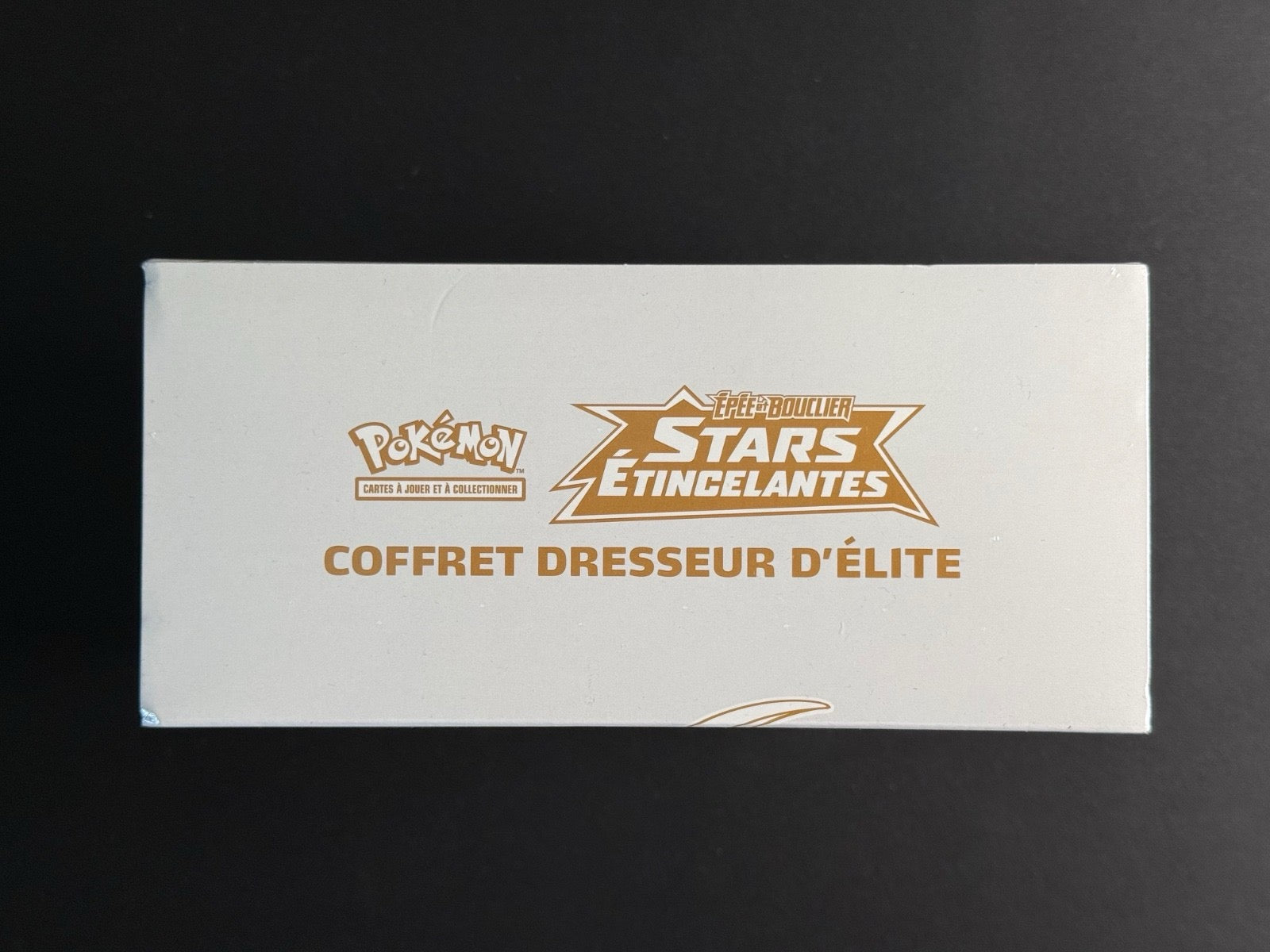 Coffret Dresseur d'Élite (ETB) – Épée et Bouclier : Stars Étincelantes (EB09)