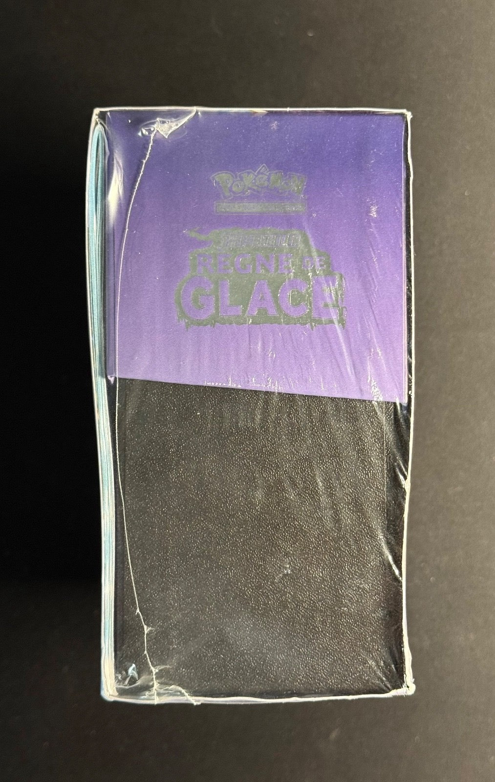 Coffret Dresseur d'Élite (ETB) – Épée et Bouclier : Règne de Glace (EB06)