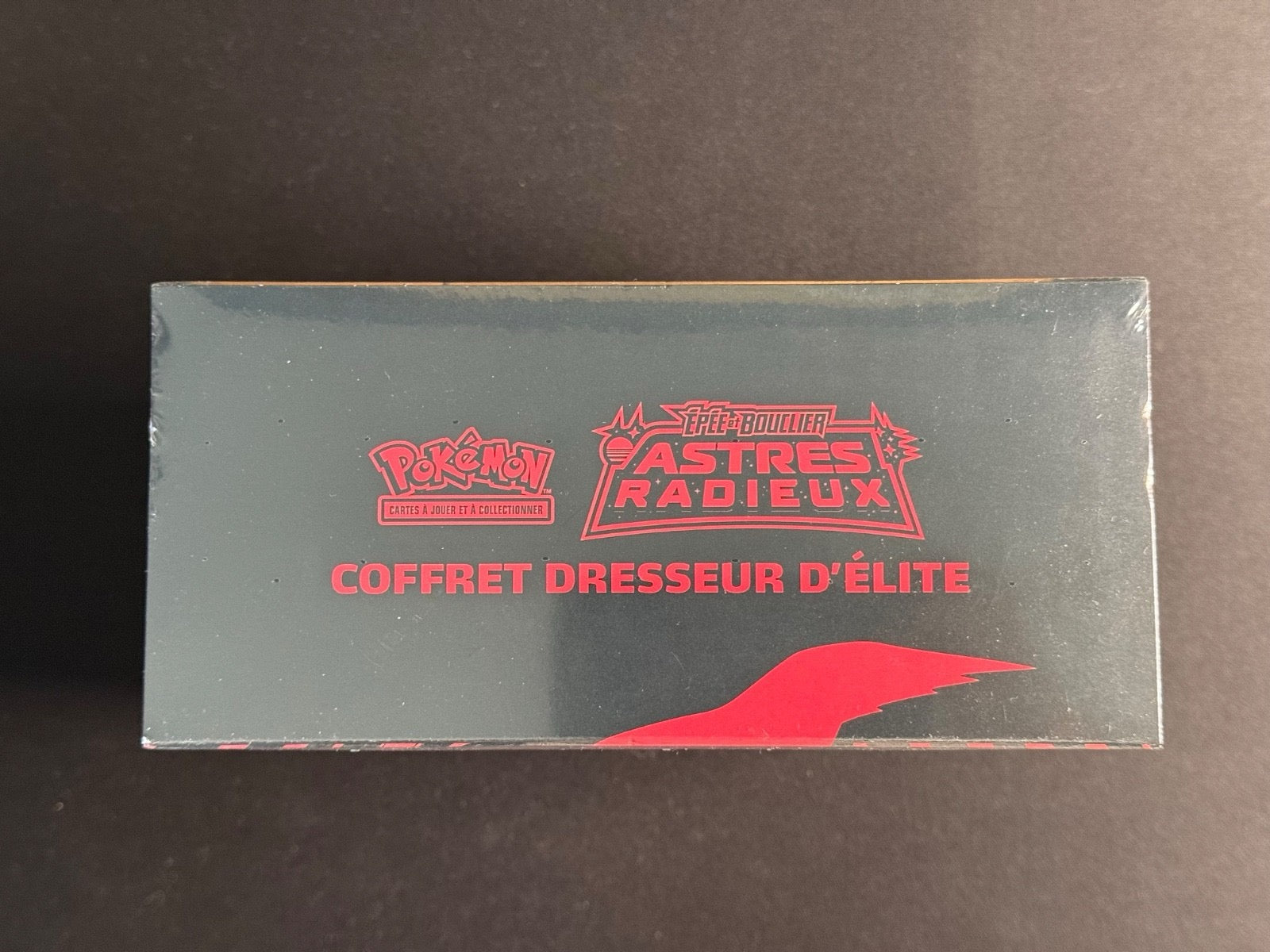Coffret Dresseur d'Élite (ETB) – Épée et Bouclier : Astres Radieux (EB10)