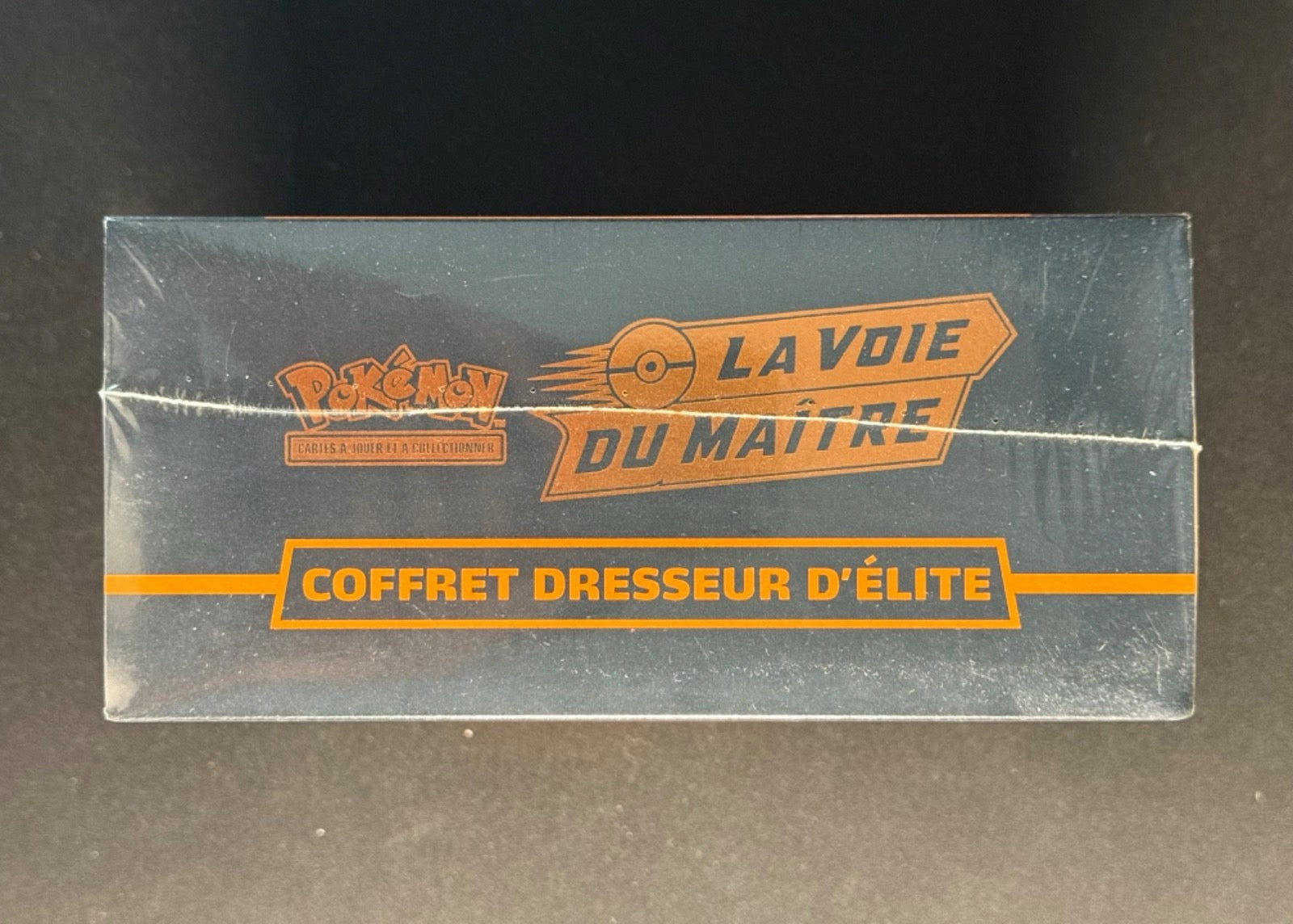 Coffret Dresseur d'Élite (ETB) – Épée et Bouclier : La Voie du Maître (EB3.5)